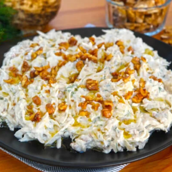 Kereviz Salatası